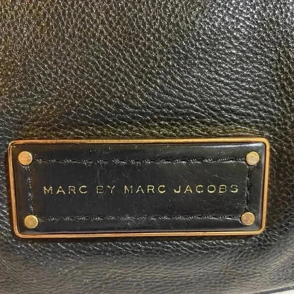Marc By Marc Jacobs front measurements